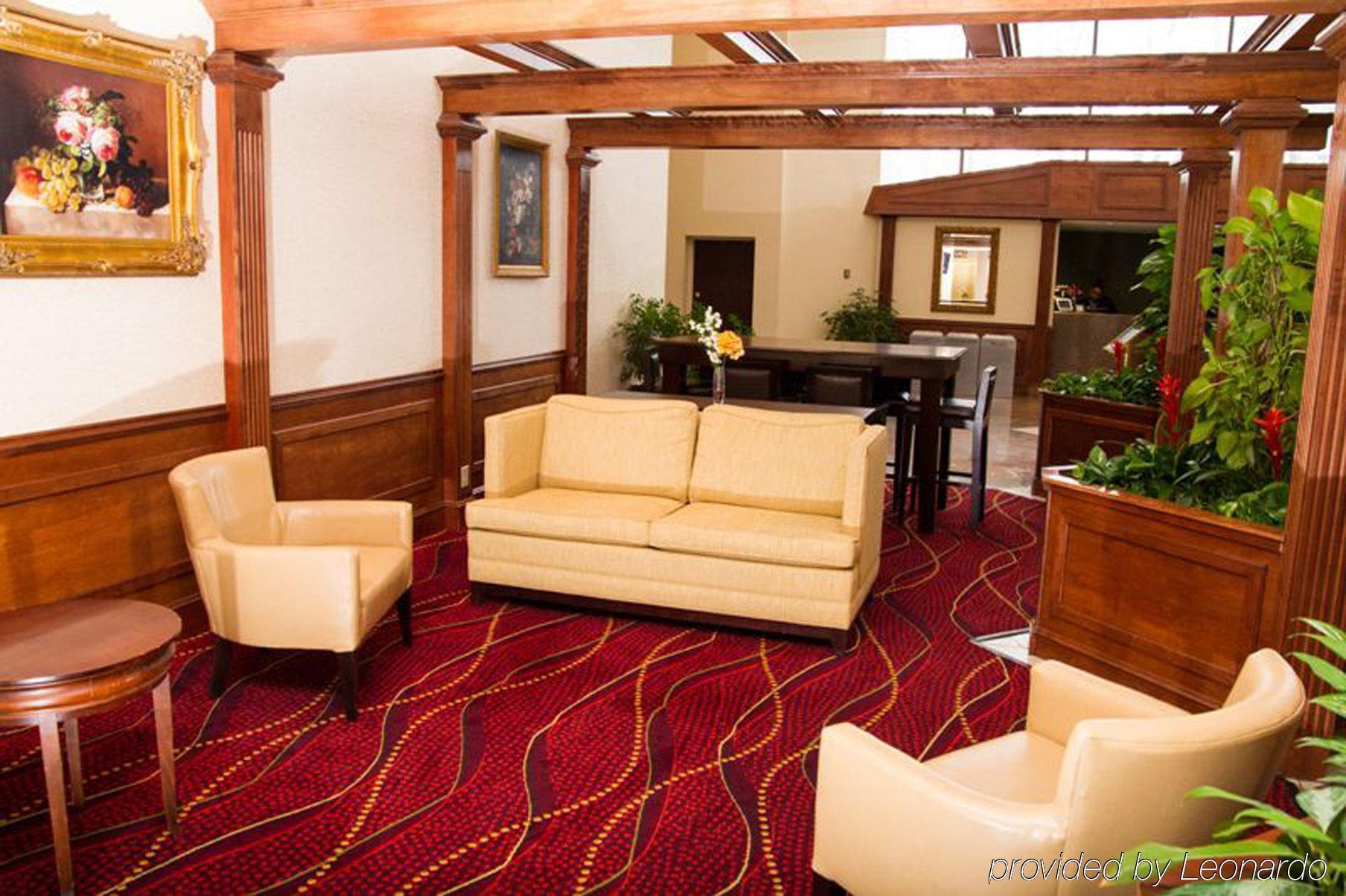 Red Lion Hotel Кромуел Екстериор снимка